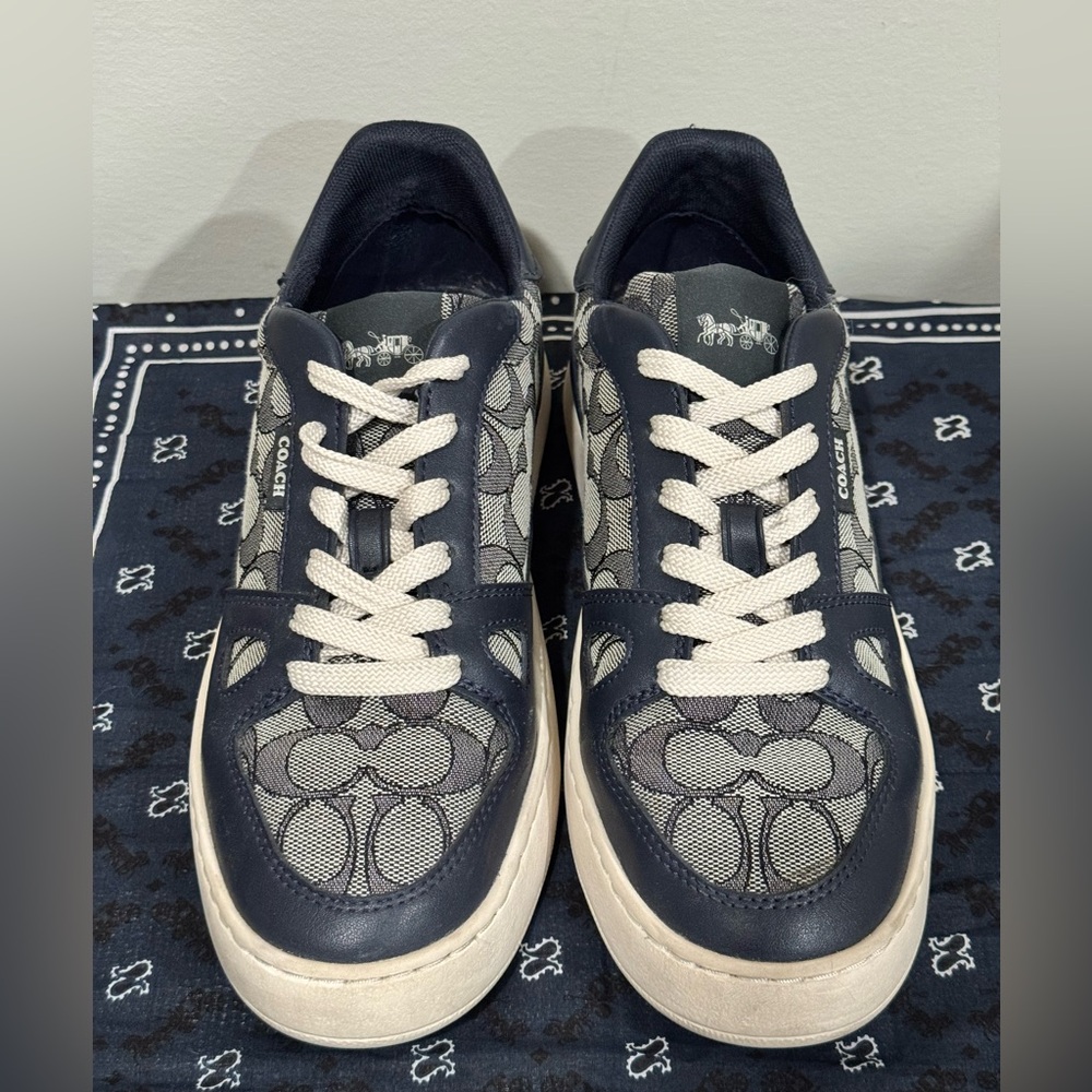 Coach Men's Navy and Cream Patterned Sneakers